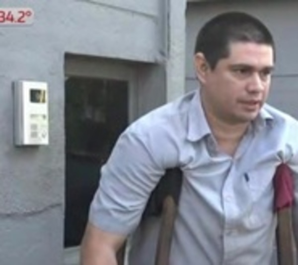 Bombero voluntario accidentado pide trabajo a gritos - Paraguay.com