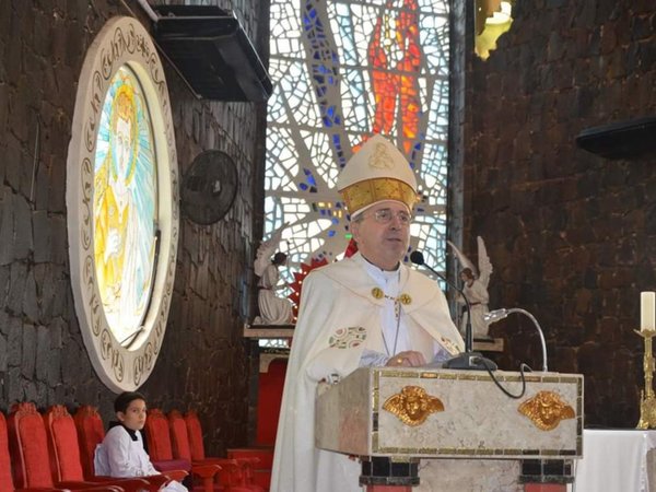 "No nos dejemos alquilar la cabeza", dijo Monseñor sobre los LGTB