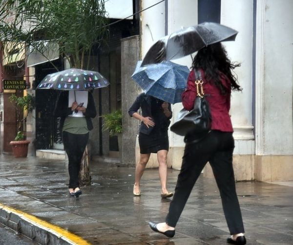 Miércoles de lluvias y tormentas eléctricas