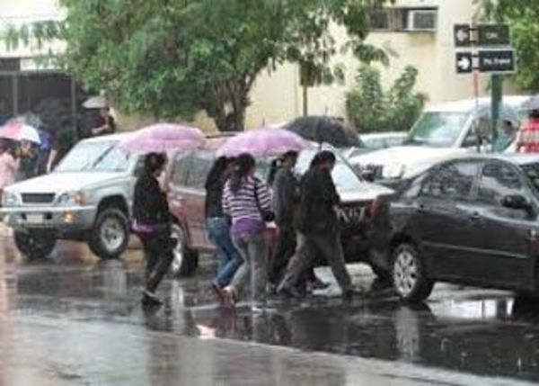 Martes fresco con lluvias dispersas