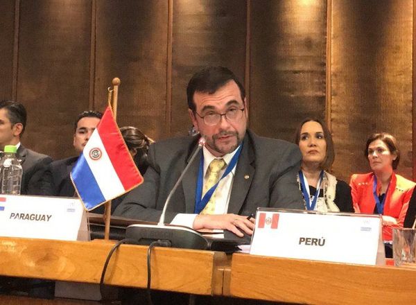 Senado da el voto de a confianza a Juan Delgadillo para embajador en Brasil
