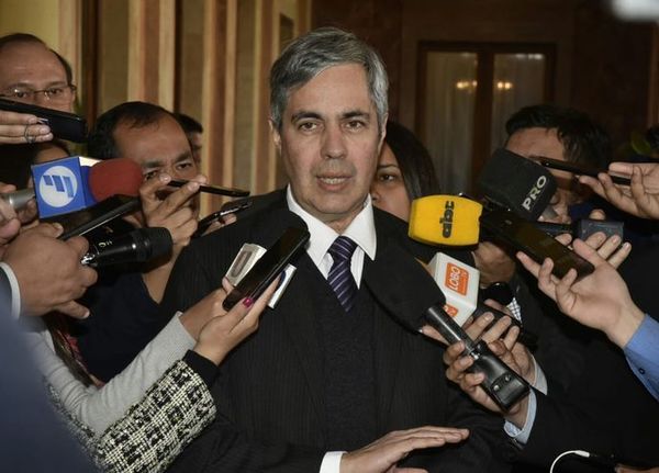 Ferreira y Cáceres brindan detalles sobre Itaipú a Ernst Bergen