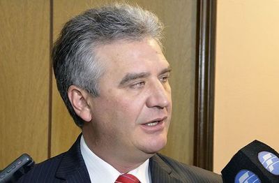 Bachetta acusa a Efrain Alegre de provocar inestabilidad del Gobierno Nacional