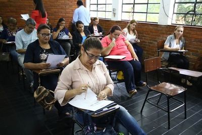 Vice ministro de Educación confirma aplazo del 50% de docentes en pruebas para el banco de elegibles