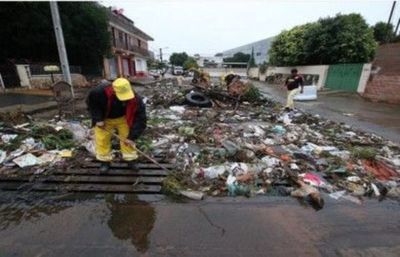 Se recuerda a la ciudadanía que multas por tirar basura esta en vigencia