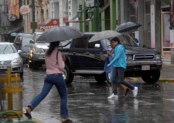 Continua alerta de lluvias hasta el miércoles