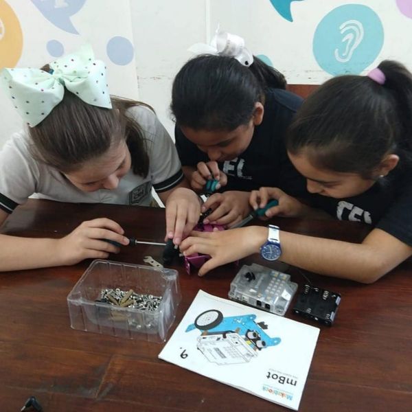 Impulsan evento abierto sobre robótica para alumnos interesados