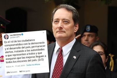 Embajador de EEUU insta al Gobierno a combatir corrupción