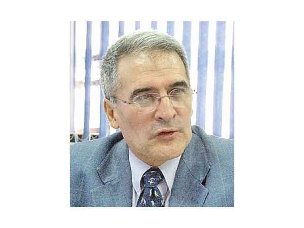 “Una alerta sobre la débil democracia”