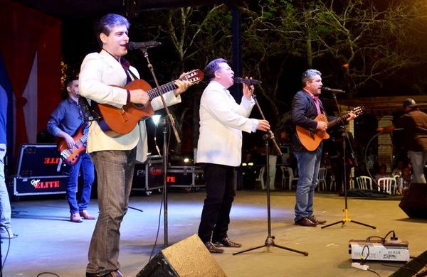 Villarrica se alista para la gran noche del Festival de la Raza - Artes y Espectáculos - ABC Color