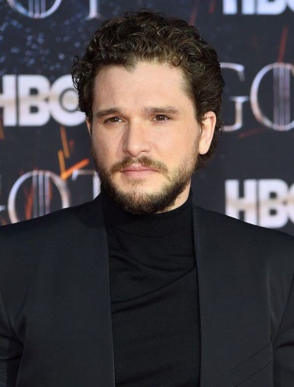 Afectado por el final de GoT, Jon Snow ingresa a rehabilitación por alcoholismo