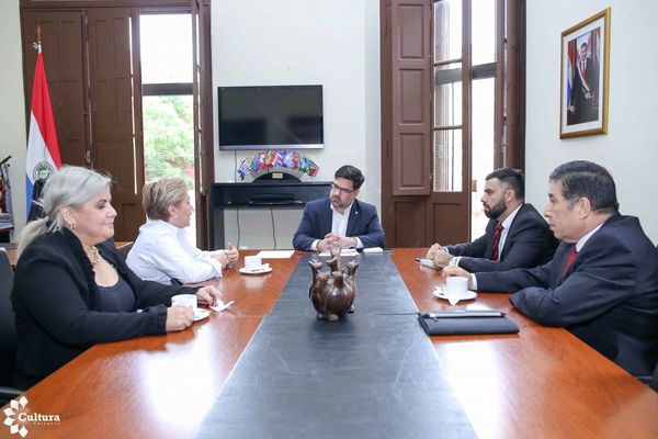 Colombia  y Paraguay buscan unirse en tradiciones como cultura