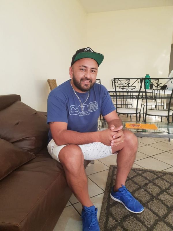El churero, “yo instale el estilo de carnicería que hoy los programas de show utilizan. Pero estoy apartado en proceso de conversión”.
