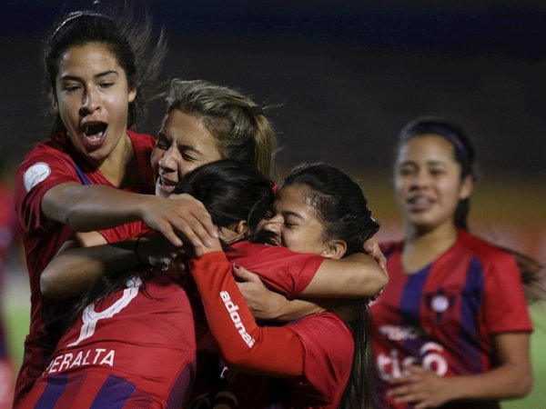 Cerro Porteño debuta con gran victoria en la Libertadores femenina