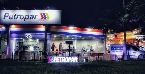 En Petropar, si hay crisis que no se note: contribuyentes pagan 394 millones al mes a “asesores” - ADN Paraguayo