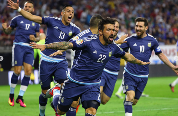 Argentina goleó y espera rival en la final de la Copa América