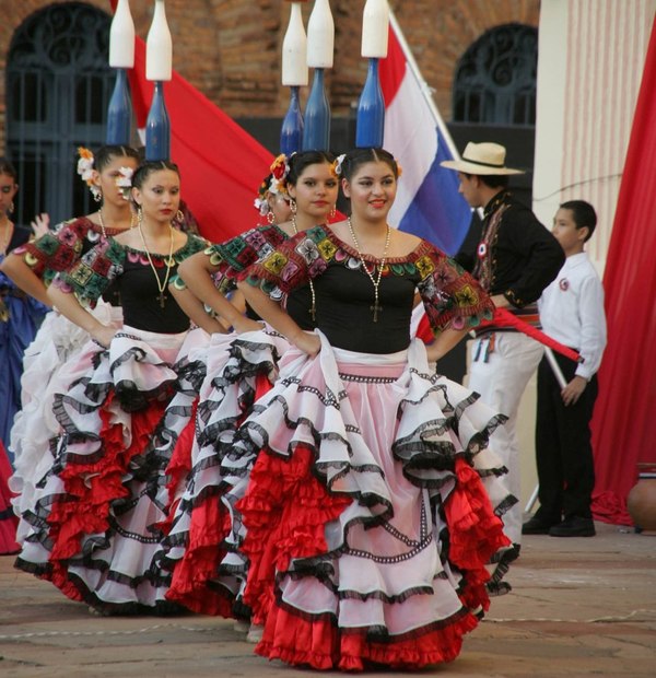 Festival del Takuare’ê destacará lo mejor del folclore nacional | .::Agencia IP::.