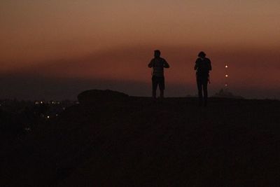 Los incendios forestales del sur de California arden sin control