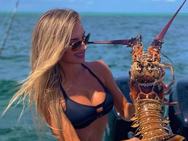 La pescadora sexy que enciende Instagram