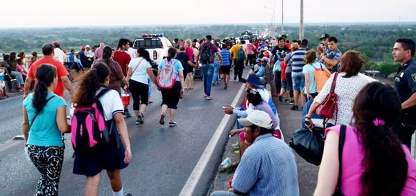 Indígenas firman acuerdo y vuelven a comunidades - Nacionales - ABC Color