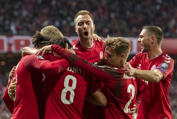 Schmeichel y Poulsen acercan a Dinamarca a la Eurocopa - Fútbol - ABC Color