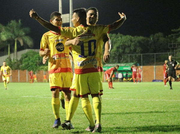 Primera B: 29 de Setiembre 2- 1 3 de Febrero FBC