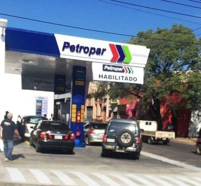 Sectores del combustible piden al Ejecutivo a crear una fórmula para determinar precios ante variables del dólar