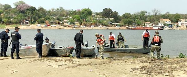 Fiscales y militares navales desalojan a pescadores de la isla San Francisco