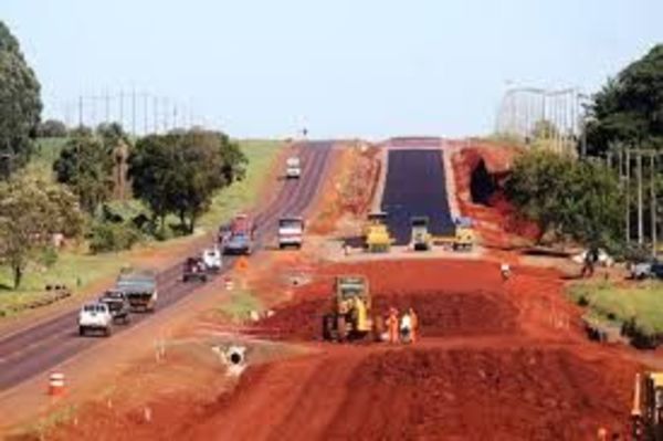 Presidente del Banco Central asegura que con inversión en obras públicas la recuperación económica será inmediata