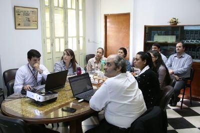 Hacienda capacita a unidades administrativas de instituciones públicas en base a prioridades de ejecución