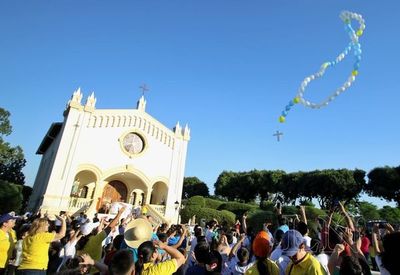 “Rosario en fronteras” congregó a miles de fieles
