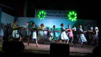 Con éxito se desarrolla el Festival Nacional del País - Cultura - ABC Color