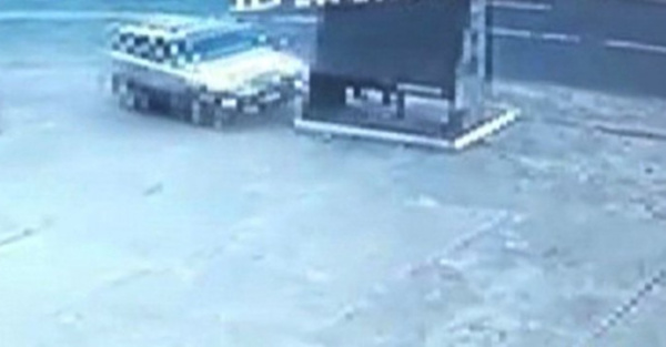 Se durmió en el volante y atropelló a 3 personas