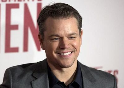 Los actores no deberían salir del clóset, dice Matt Damon