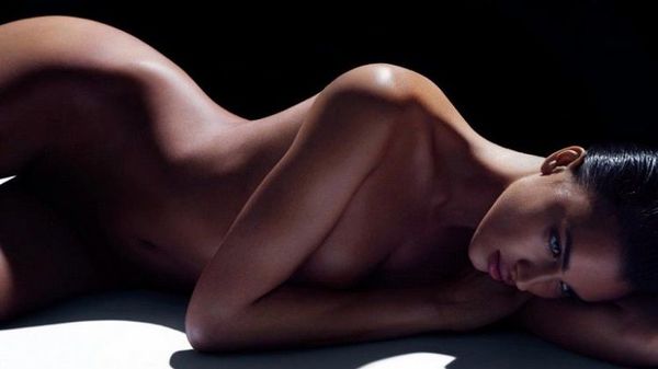 Furor por nuevas imágenes provocativas de Irina