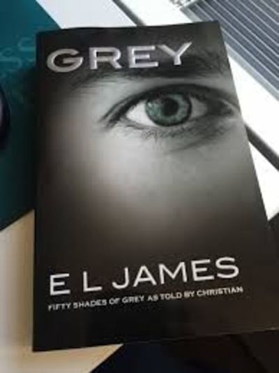 “Grey” se coloca como el libro más vendido en EE.UU.