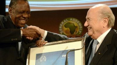 Titular de Confederación Africana sustituye a Blatter