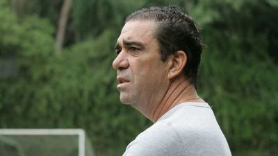 Se suicida el polémito DT y exfutbolista chileno Bonvallet
