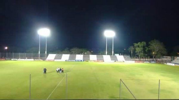 El “J.J. Váquez” está habilitado pero sin "graderías móviles"