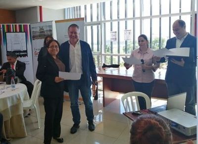 Funcionarios se capacitan en elaboración de planes de acción para sus instituciones