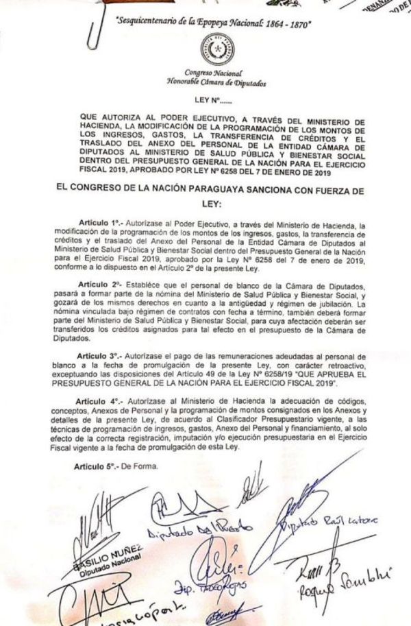 Personal de blanco de Diputados dependerá del Ministerio de Salud