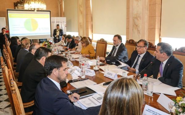 Definen metas del Sistema de Protección Social para este año