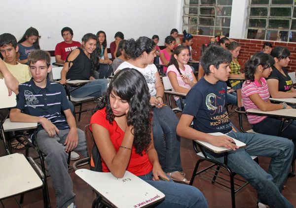 Se registra un total de 7.600 postulantes para los exámenes