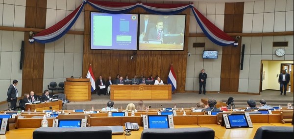 Seis ministros defenderán sus presupuestos ante el Congreso - ADN Paraguayo
