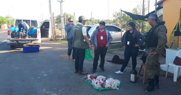 Ministerio del Ambiente decomisa animales faenados en controles por la Transchaco | .::Agencia IP::.