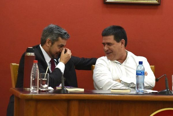 Horacio Cartes trata de mentiroso a Mario Abdo