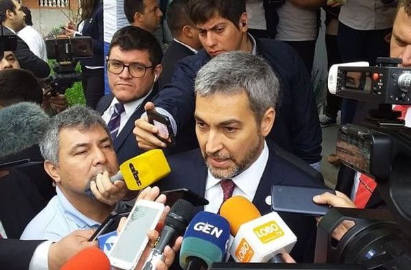 Ex director de ABN AMRO, Carlos Florentín, es nuevo presidente del Banco de Fomento