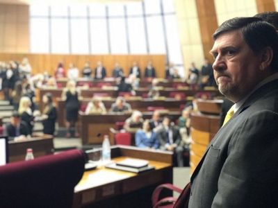 Blas Llano cuenta con un patrimonio de unos 2.400.000 de guaraníes