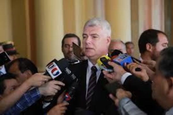 Ministro de Obras admite que obras serán ejecutadas para impulsar economía
