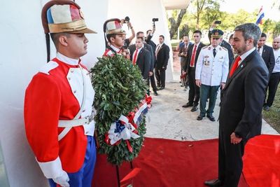 Mario Abdo solicito retiro del proyecto de Gobierno Corporativo